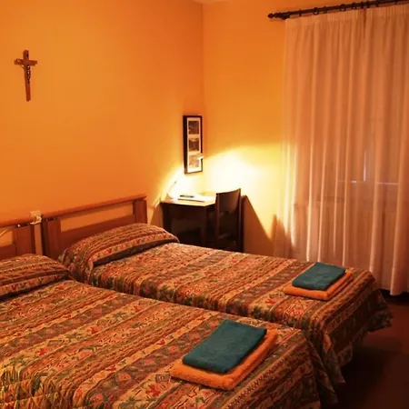 Juvenil El Olivo Guest house Peralta de la Sal