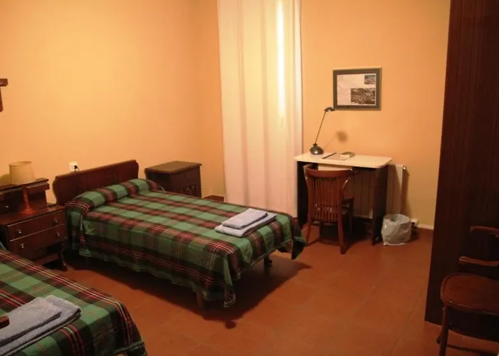 Pensión Juvenil El Olivo